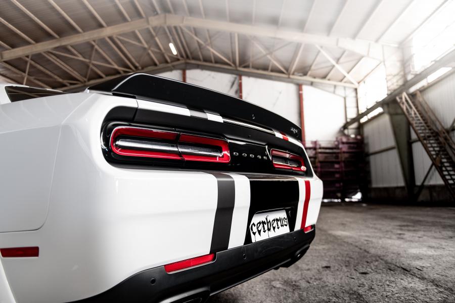 Детали экстерьера Dodge Challenger SRT Hellcat Cerberus by GeigerCars 2019 года  (фото 15 из 16)
